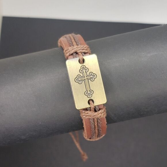 Celtic cross adjustable bracelet - Picture 1 of 3